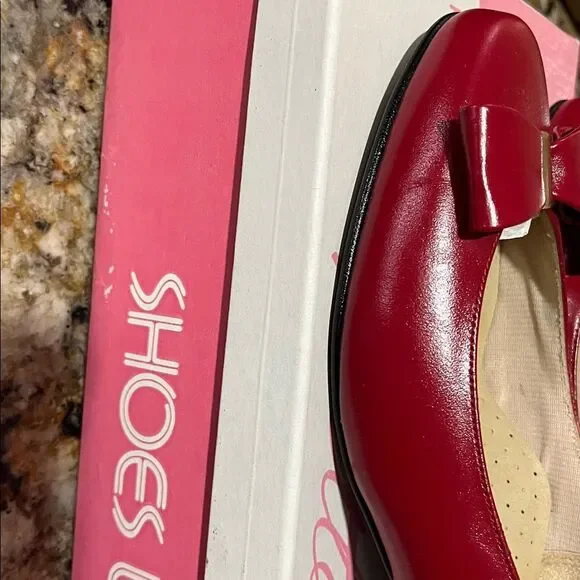 Paradise Kittens 1960’s shoes red sz4 - Picture 7 of 9